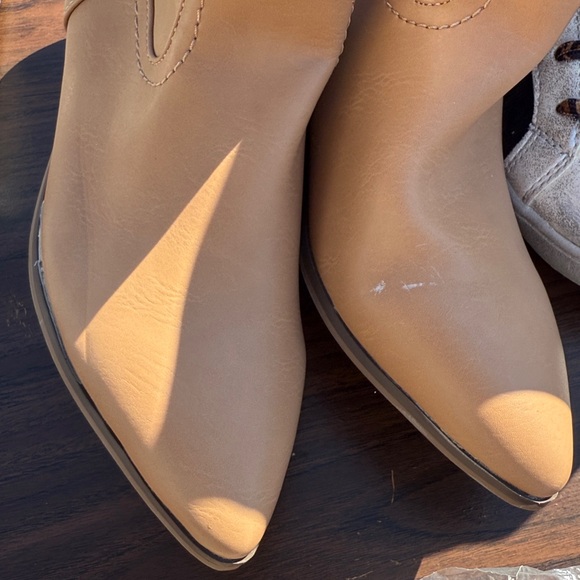 NWT Memory Foam women’s size 7.5 boots - Picture 12 of 12